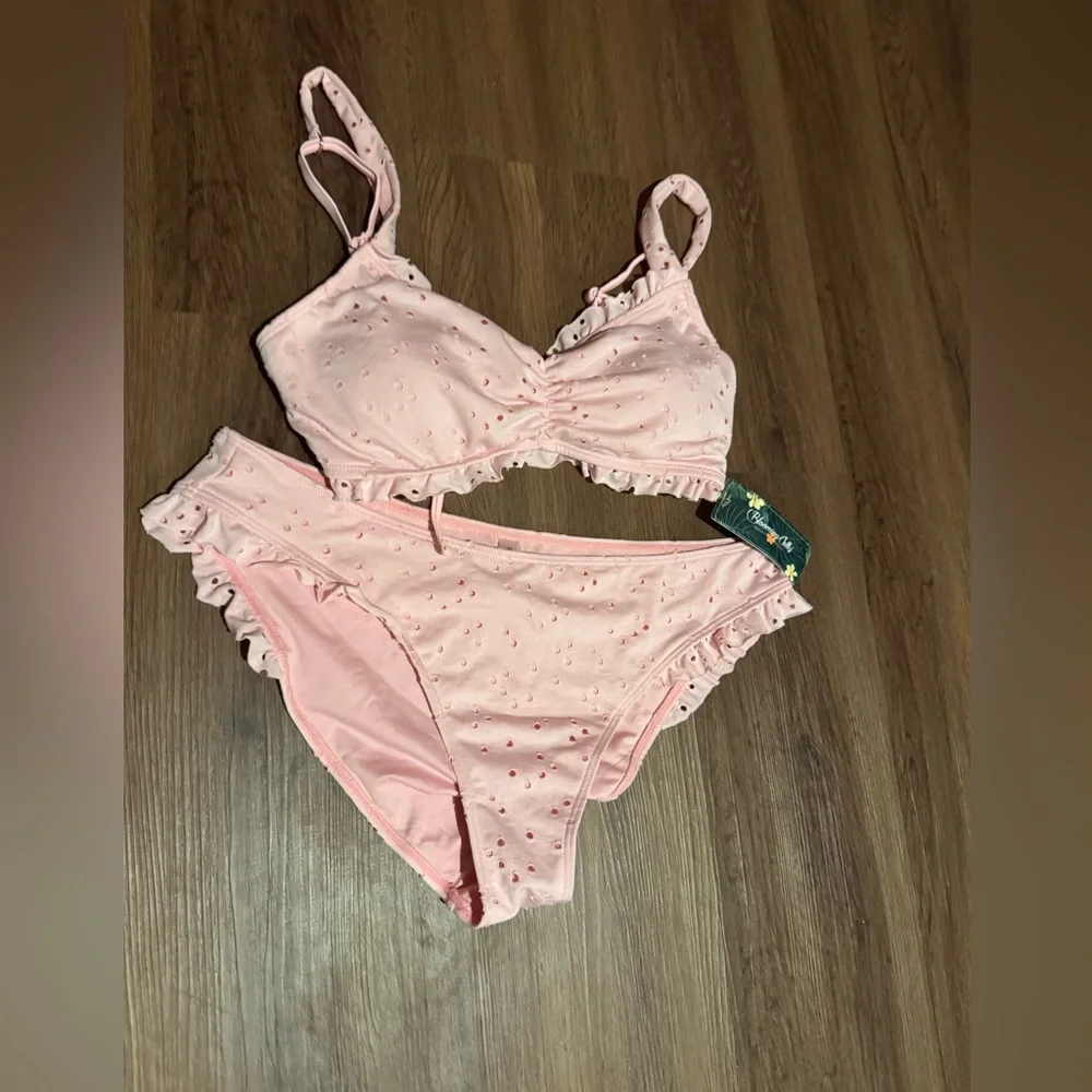 Pink Ruffled Bikini Set - Picture 8 of 9